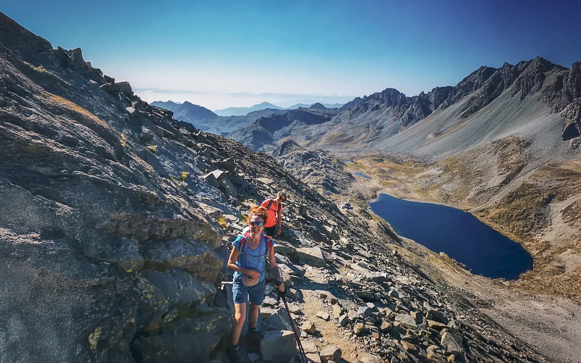Hiking on Mont Viso: steep paths, breathtaking mountain scenery, sparkling lakes.