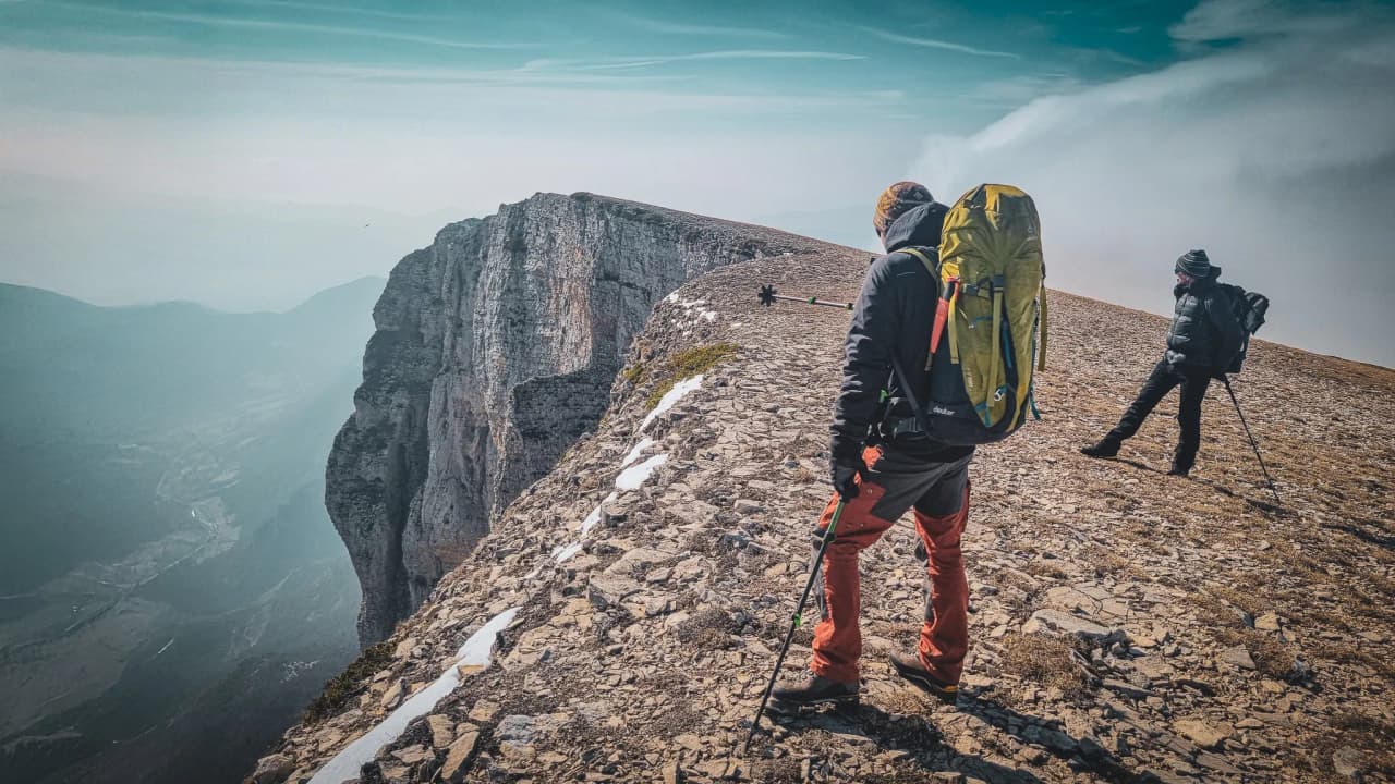 Spectacular hike over the crests of the Vercors, with breathtaking views and unspoilt nature.