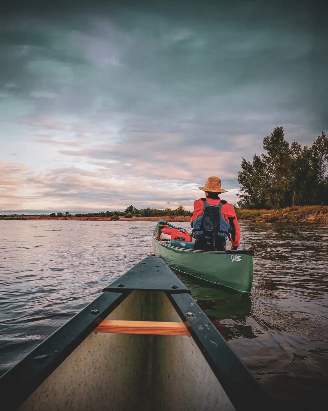 Canoe the Allier and sleep in tipis