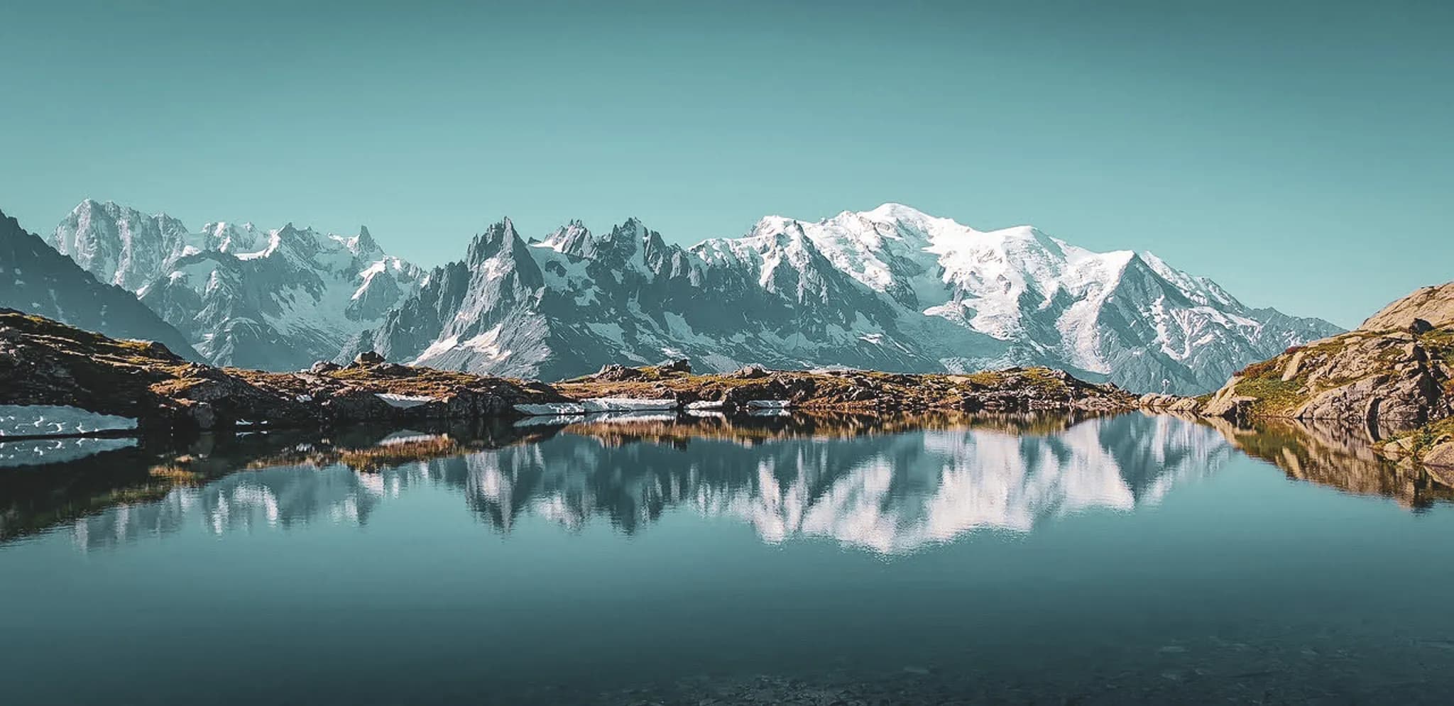 Le lac blanc, magnfique endroit endroit situé sur le Mont Blanc.