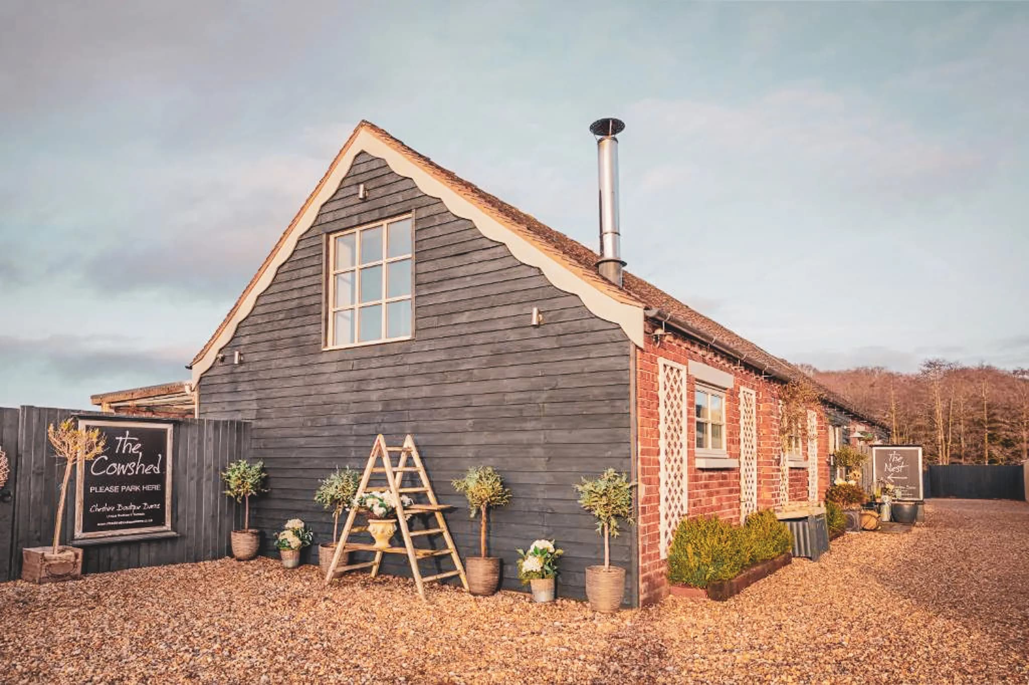 A charming wooden cottage set in a soothing landscape, ideal for a getaway on the Isle of Skye.