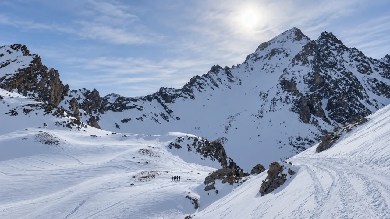 Mountain expedition: a snow-covered panorama of the Clarée Valley, ideal for splitboarding.