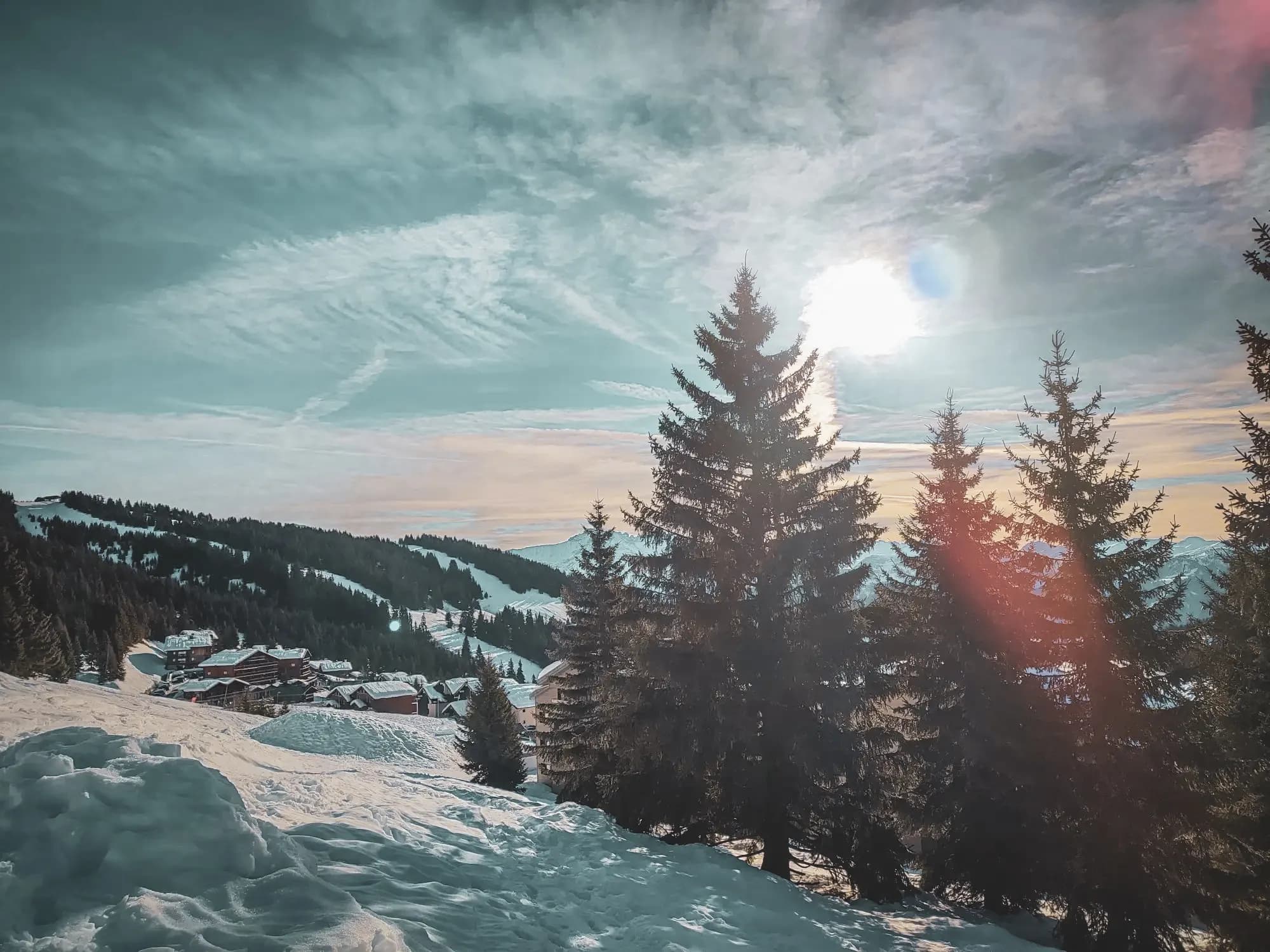 The enchanting scenery around Mont Blanc, with its fir trees, snow and blue skies, is ideal for ski touring.