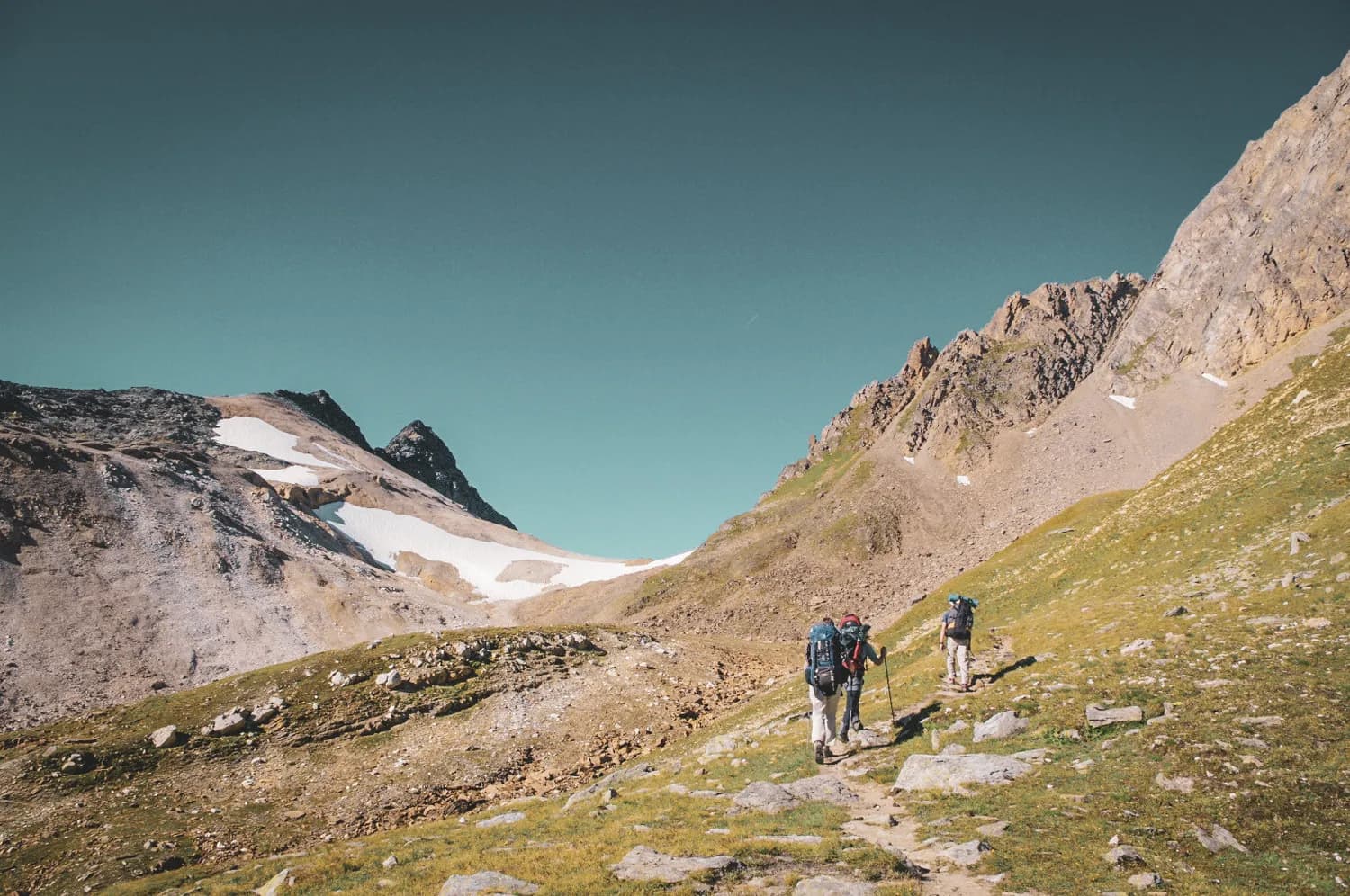 Hiking on the Aletsch Glacier, between majestic mountains and enchanting alpine landscapes.