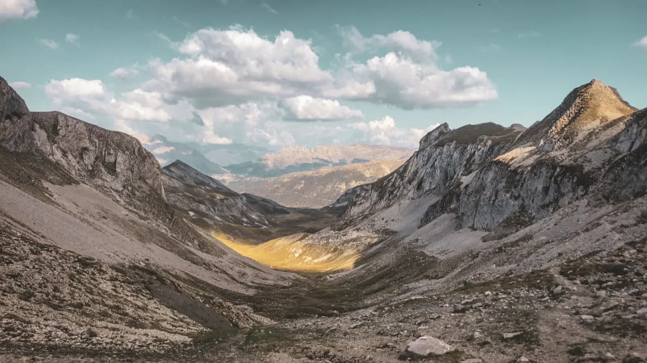 Impressive mountain scenery in Dévoluy